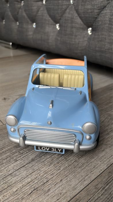 Epoch Sylvanian Families car samochód auto błękitne