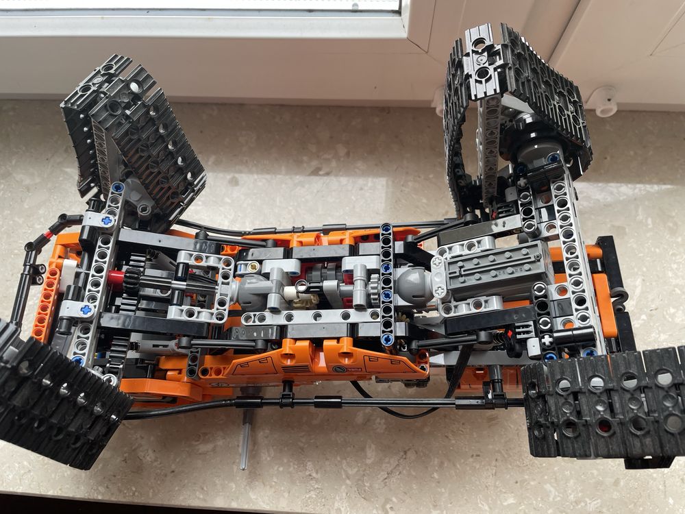 Lazik arktyczny 42038 + 8293 power function silnik lego technic