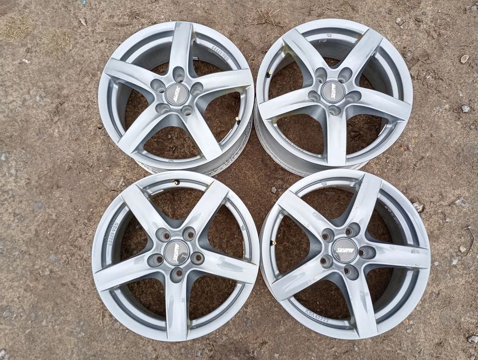 Vw T5 Trafic  Vivaro  BMW 17cali  5x120 Alutec 7,5Jx17H2 Super Wzór