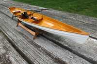 Модель деревянной лодки Анаполис в маштабе 1:8