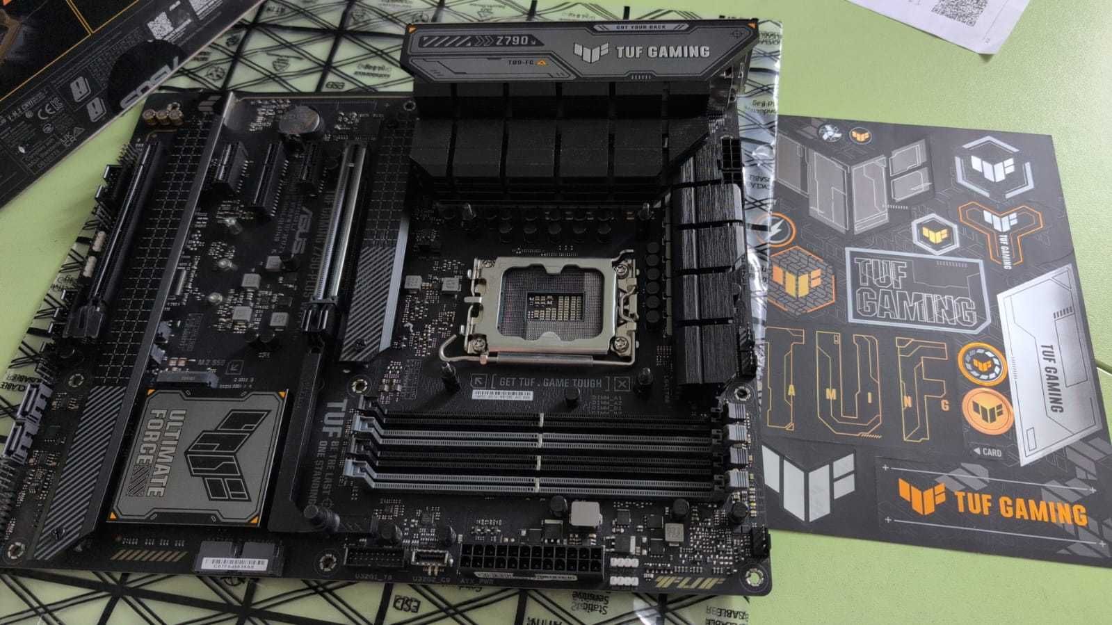 ASUS TUF Gaming Z790 Plus Wi-Fi