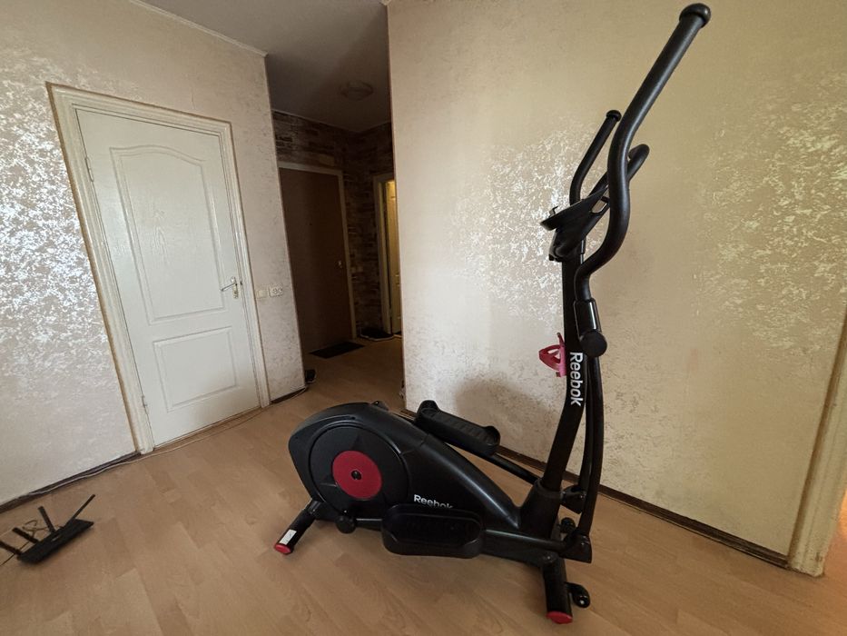 Продам б/у Орбітрек Reebok One Series GX50
