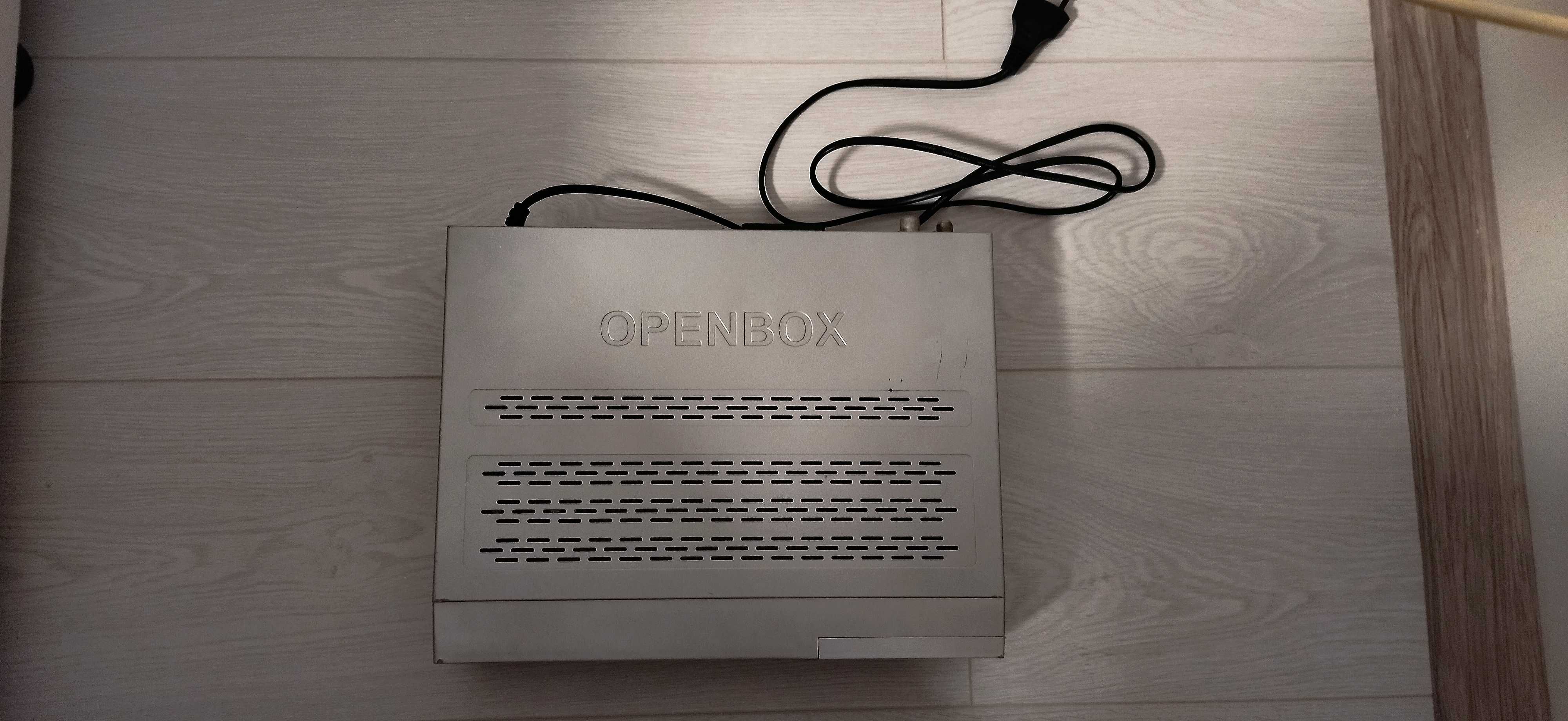 Спутниковый тюнер Openbox X-800