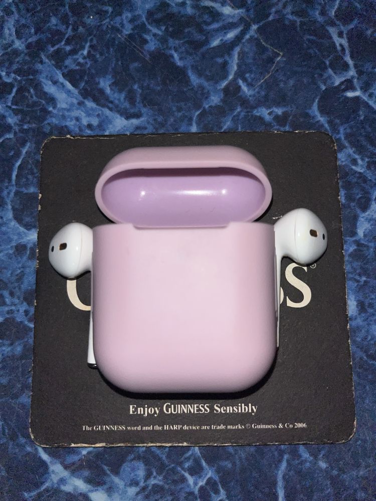 Продам Airpods 2 оригинал