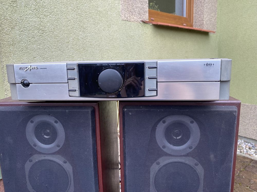 Zestaw kolumny Jamo Studio 180 plus wzmacniacz Grundig Fine Arts