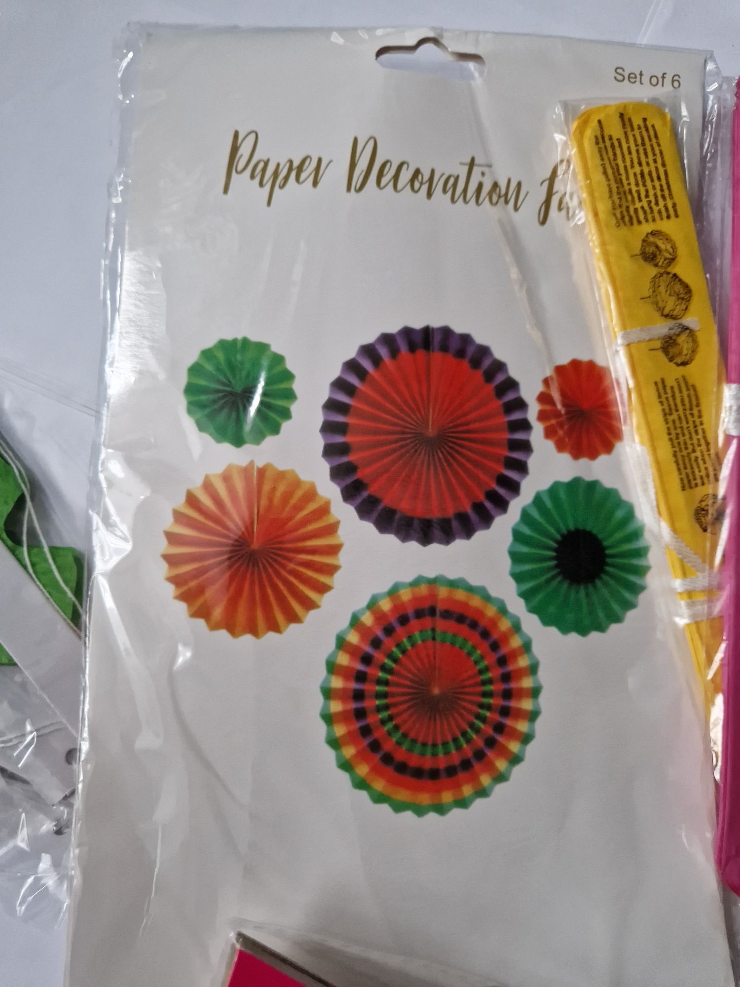 Zestaw papierowych dekoracji na przyjęcia, urodziny