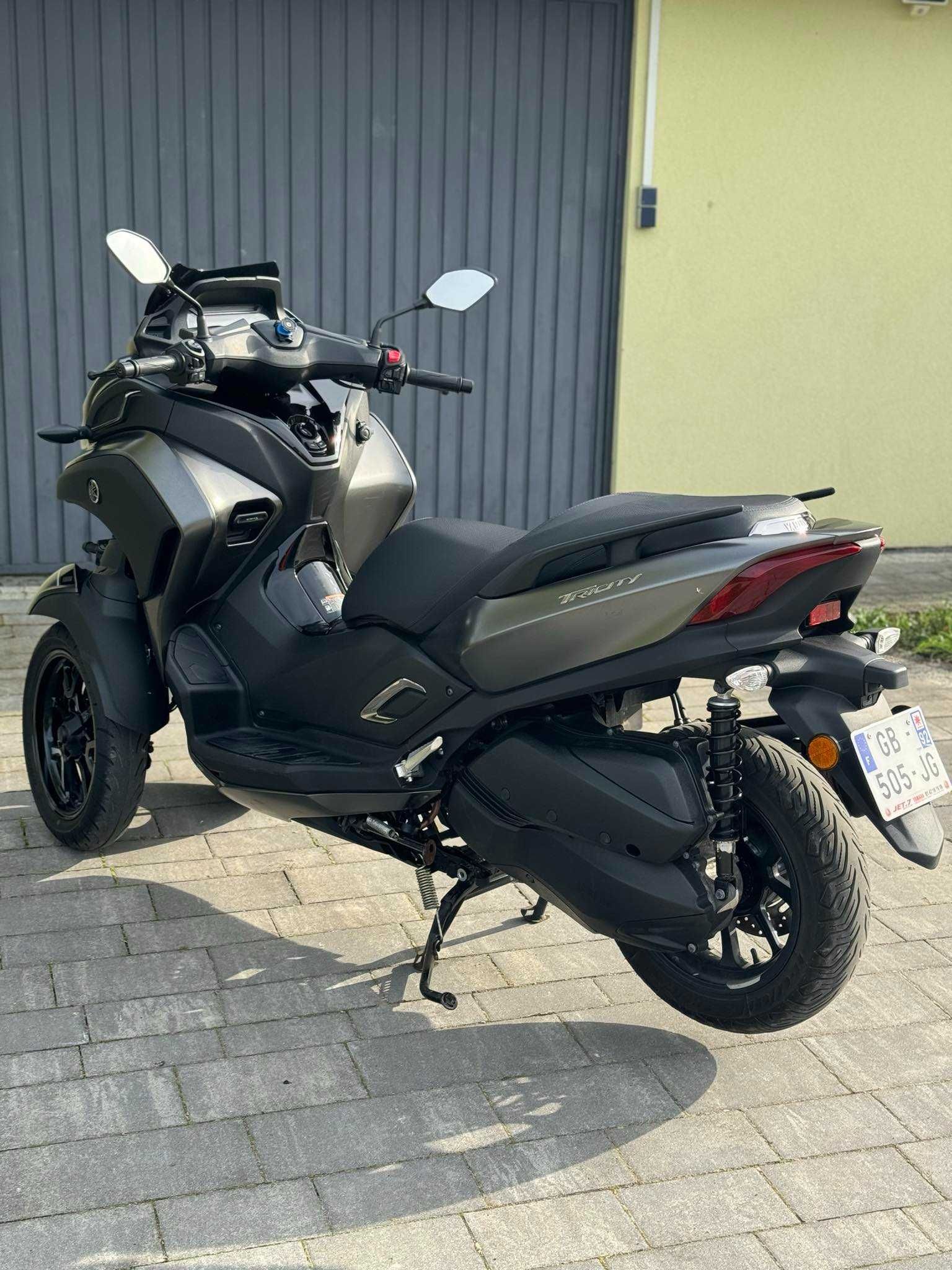 Skuter Yamaha TRICITY 300