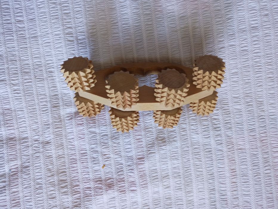 Массажёры из дерева