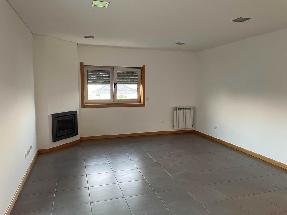 Apartamento em Ílhavo (Vista Alegre) para arrendamento