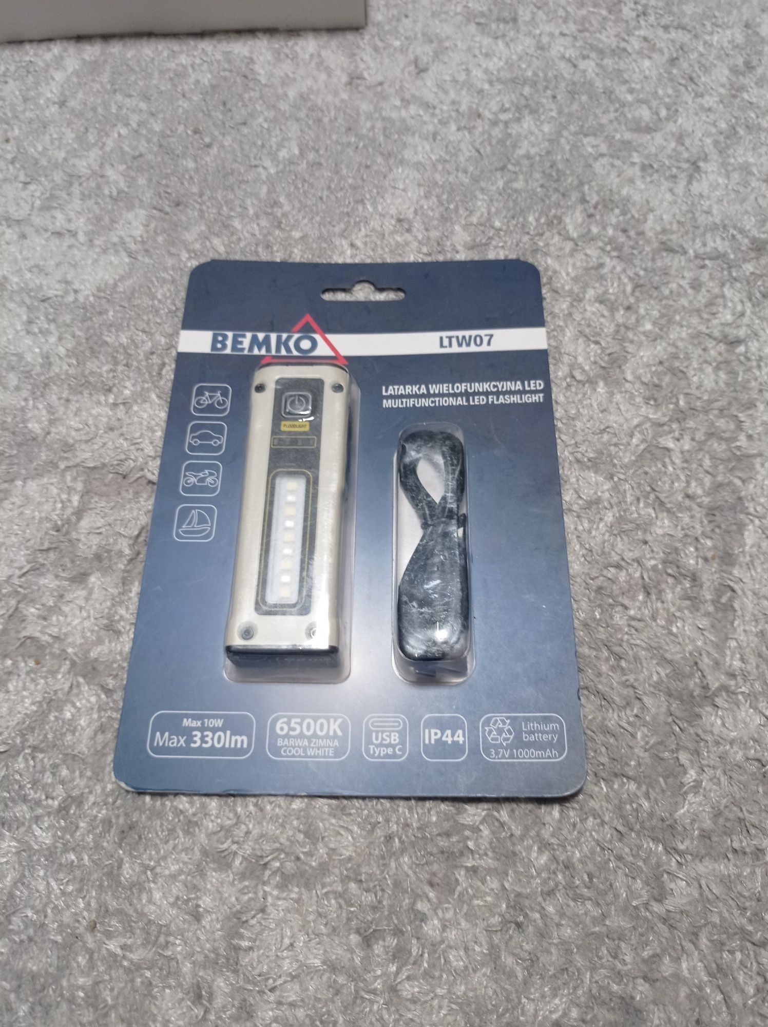 Latarka LED+uniwersalny otwieracz+trzy termometry