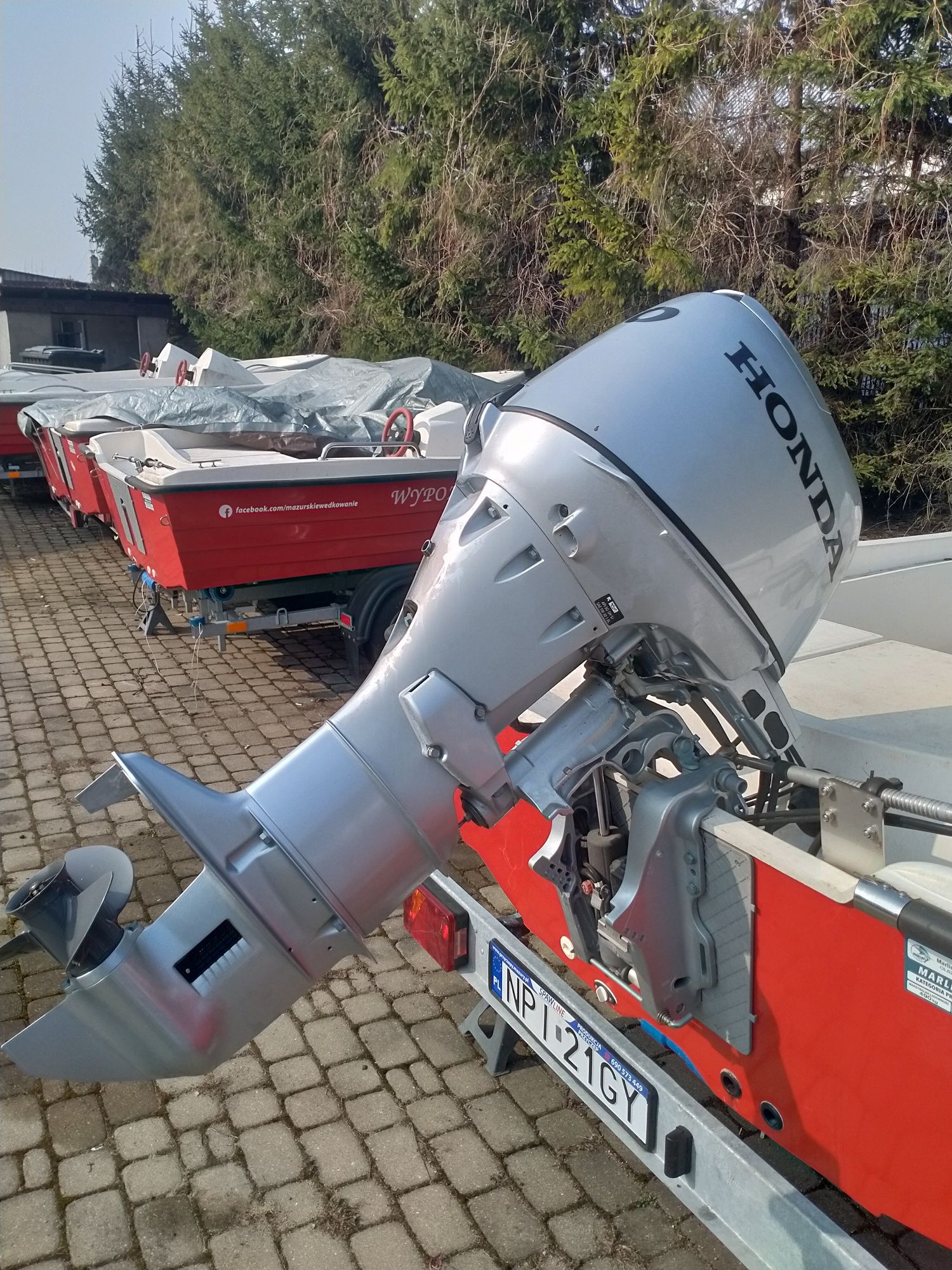 Łodź Marlin 450 z przyczepką Silnik Honda 30,, z kierownicą i reflekse
