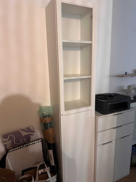 Biblioteczka witryna Ikea Billy pojedyncze drzwi przeszklone