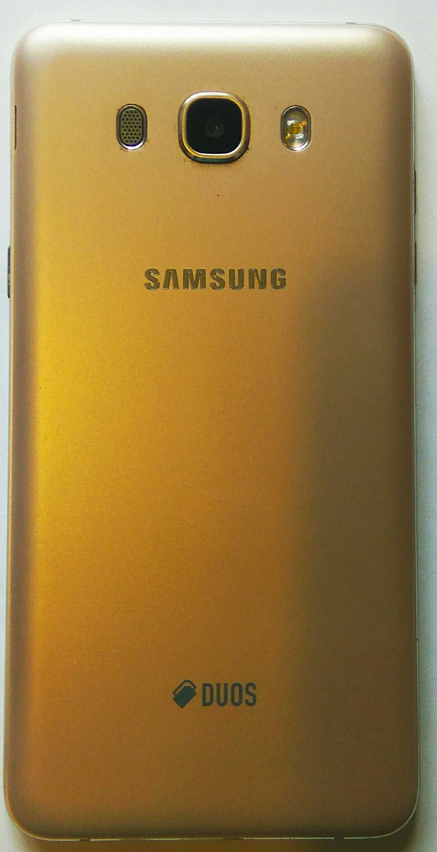 Смартфон Samsung Galaxy j7 2016
