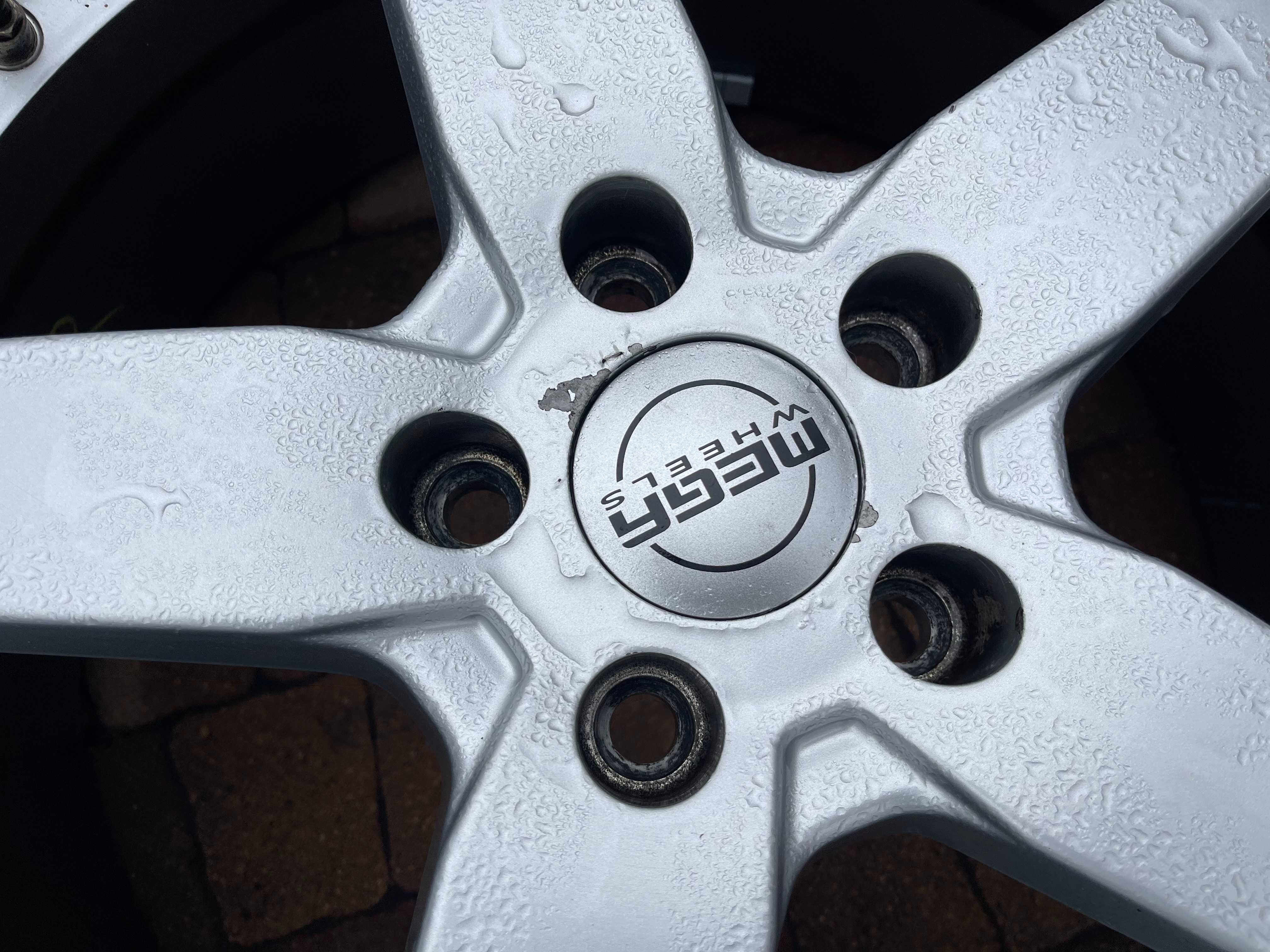 3799. Alufelgi 18" Vw Passat Audi Skoda Superb 5x112 7.5J ET45 proste