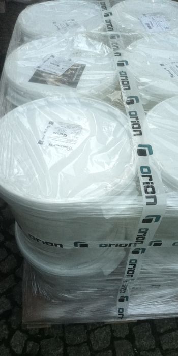 Syrop pszczelarski, pszczoły, pokarm dla pszczół