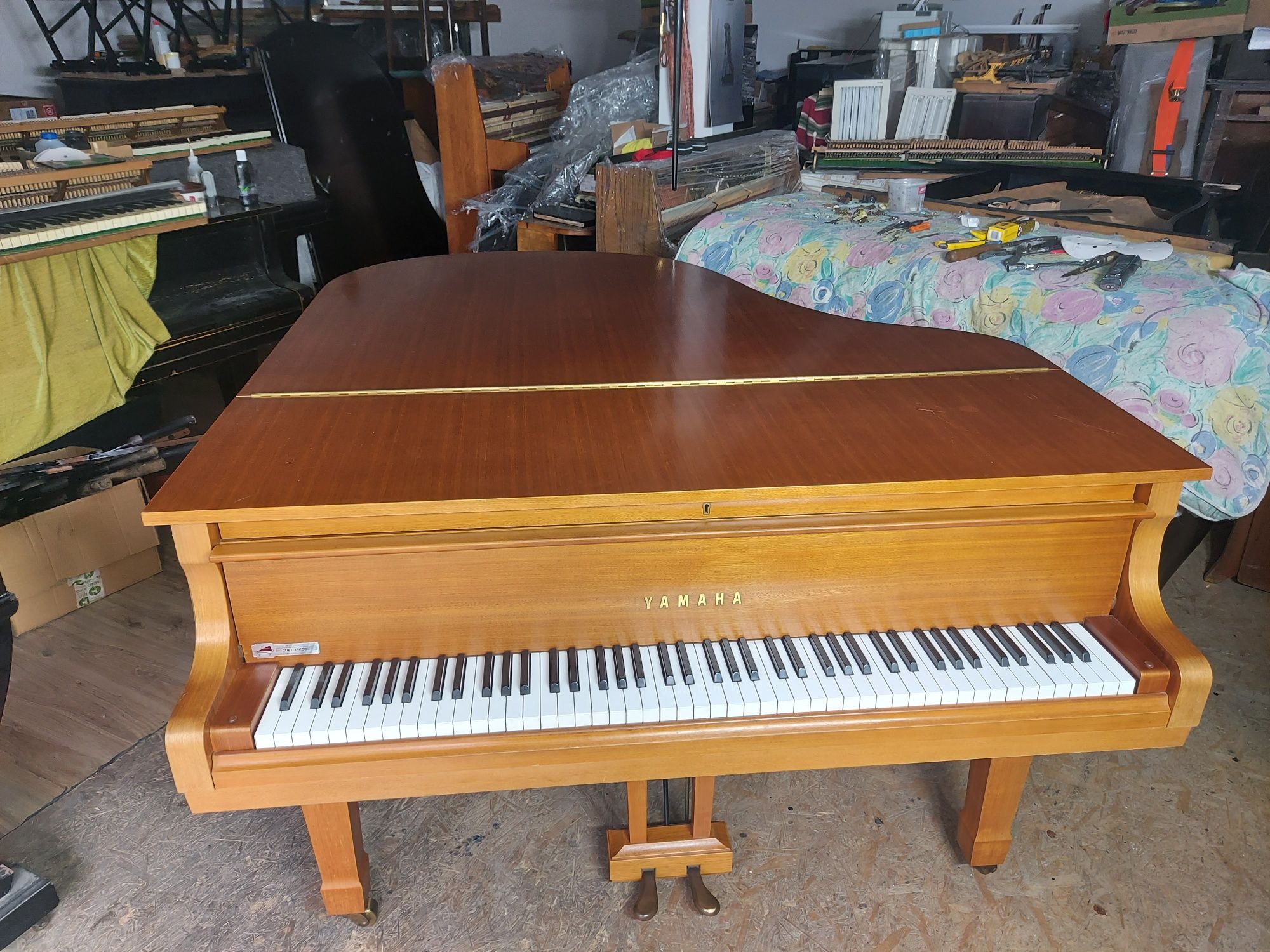 Fortepian Yamaha G2