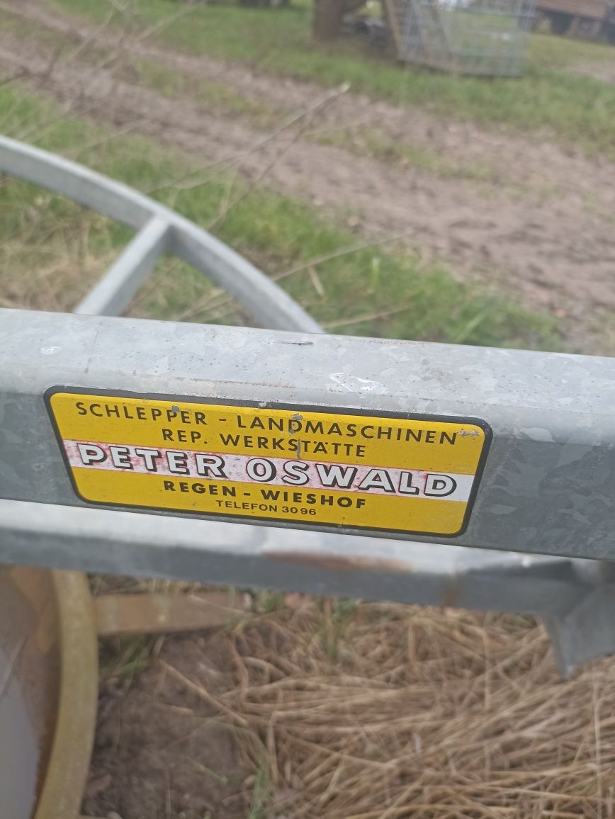 Równiarka, rozgarniacz do pryzm