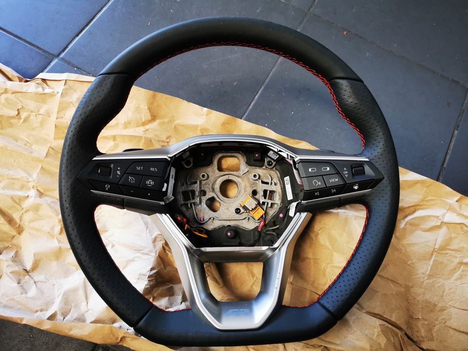 Volante seat Fr igual a novo