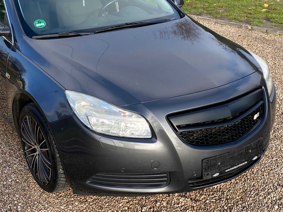 Opel Insignia Klima_Alu_2.0_Diesel_Hatchbeck_2010rok_Kolor z177