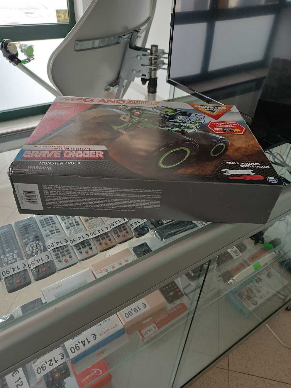 PROMO:MECCANO JUNIOR MONSTER JAM MONSTER TRUCK GRAVE DIGGER