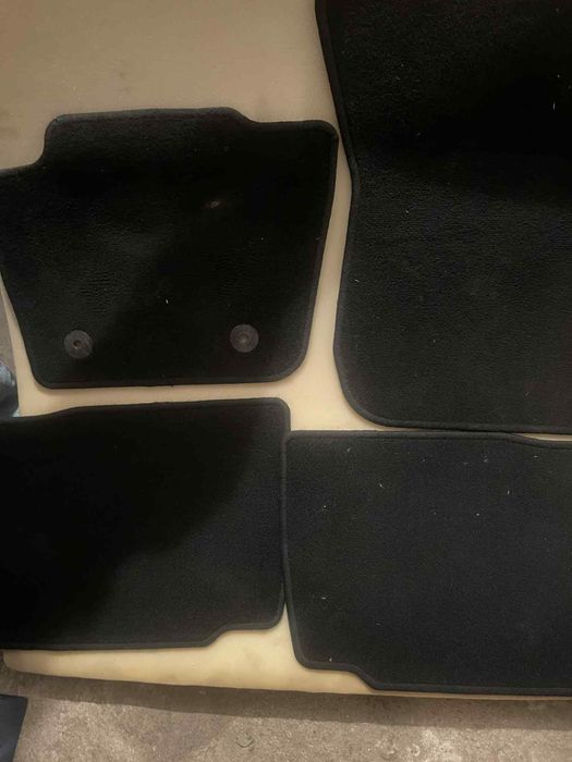 Dywaniki Ford Mondeo  Mk5