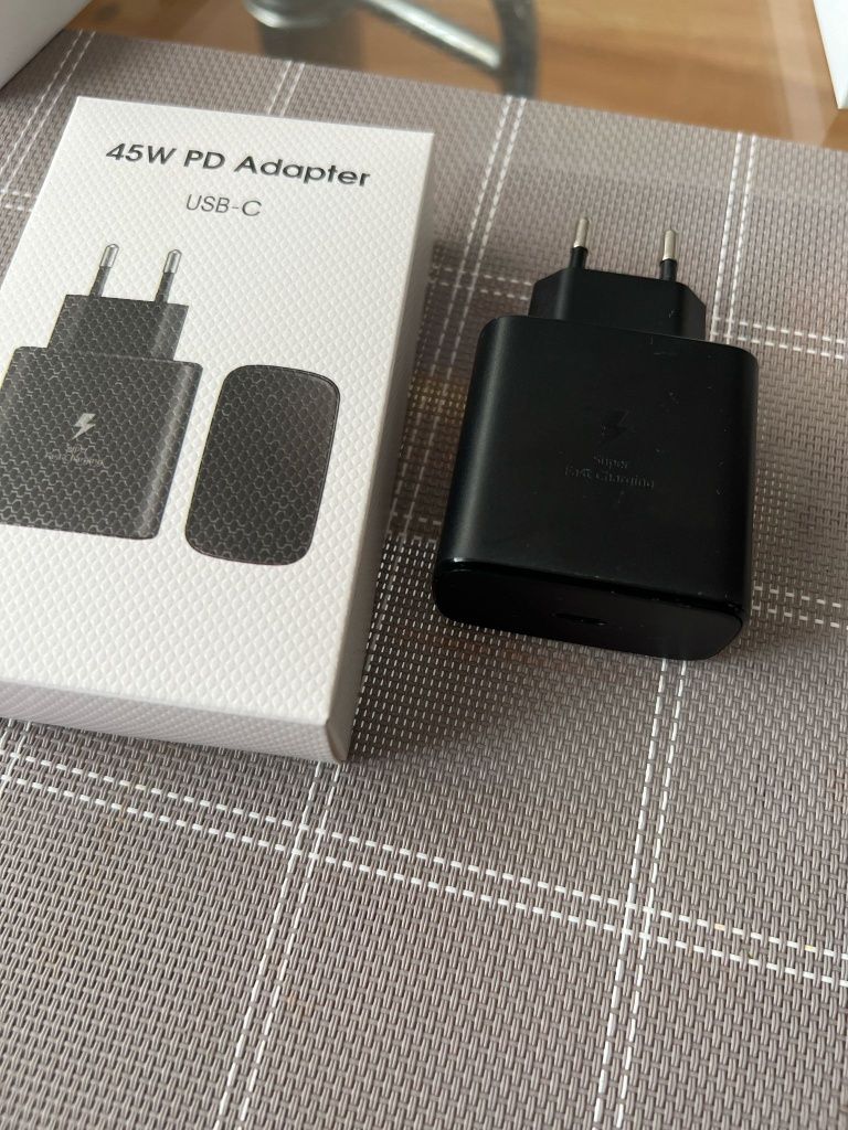 Ładowarka dedykowana do Samsung 45W z kablem USB-C do USB-C 100W