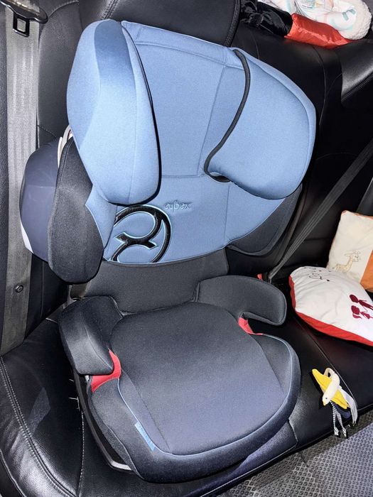 Автокрісло Cybex, 9-36кг.
Майже не користувалися.
4800грн.
Звертайтеся