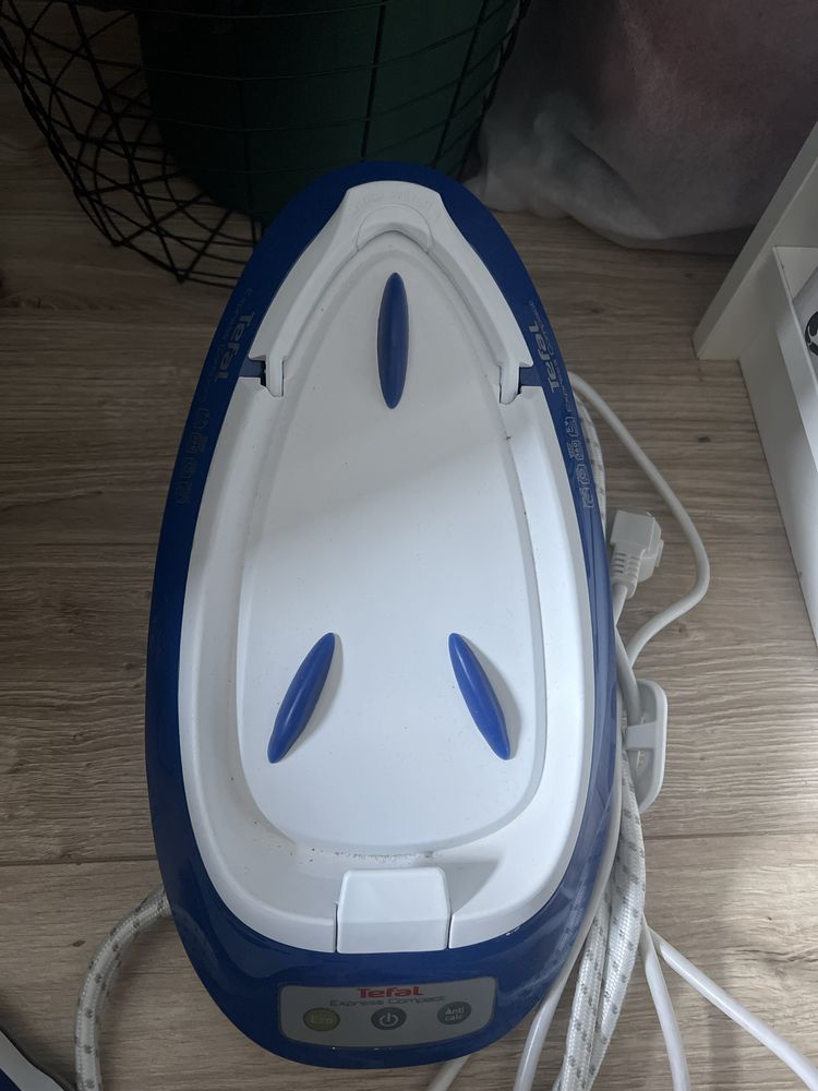 Steamer Stacja parowa Tefal SV7112E0 Express Compact