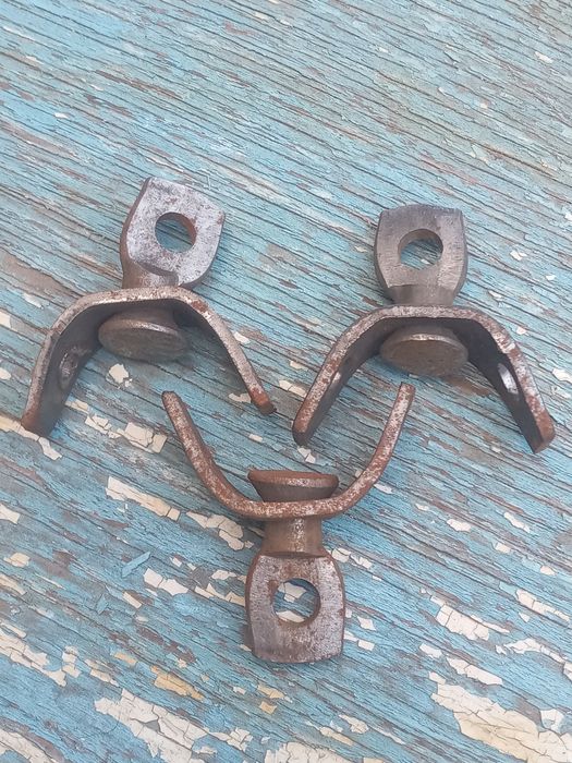 Вертлюг , вердлик, крутілка.