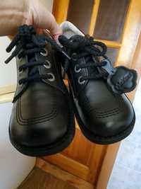 Суперские черные кожаные туфли для девочки Kickers 38 размер 25 см