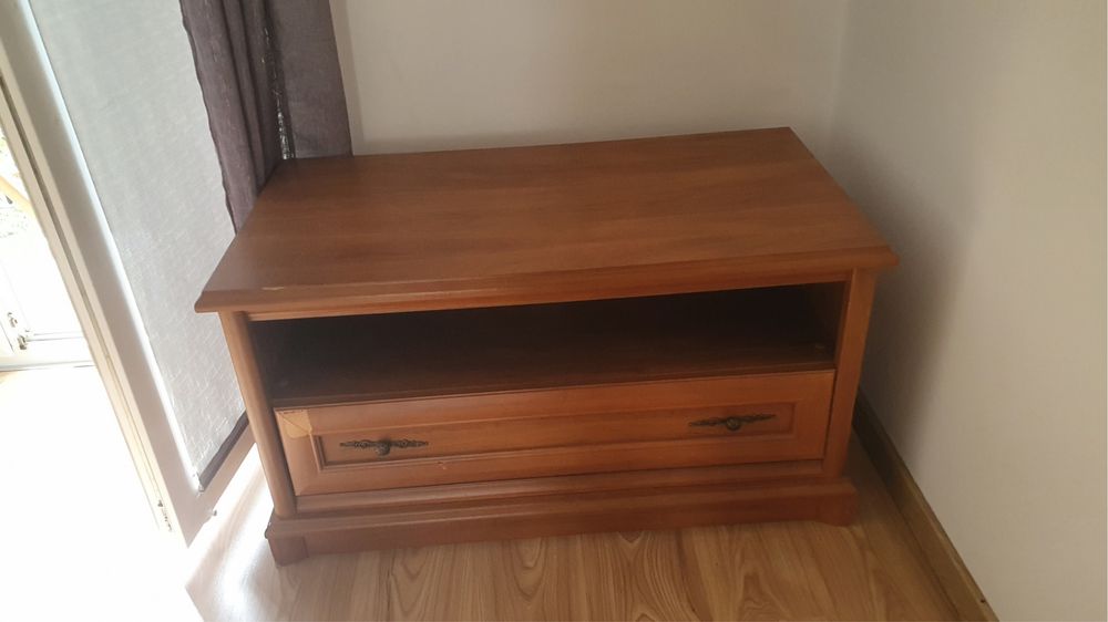 Łóżka,sofy od 99 zł, transport, kontakt tylko telefoniczny.