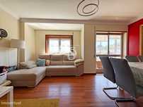 Apartamento T3 +1 Com Garagem,  Elevador E Varandas