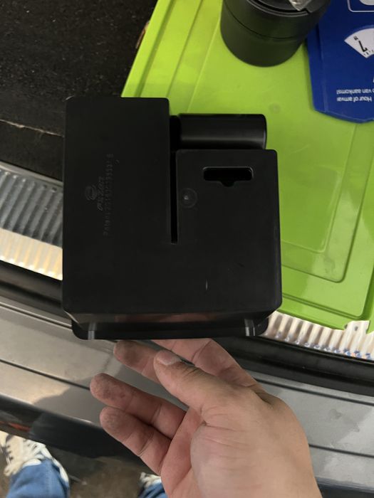 Passat b8 значок, попільничка, центральна консоль