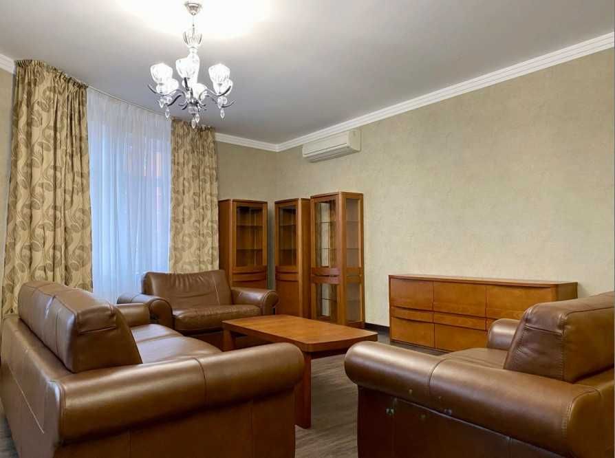 Без %. Центр. 3-кім. 140м2 м. Печерська. вул. Коновальця 36в