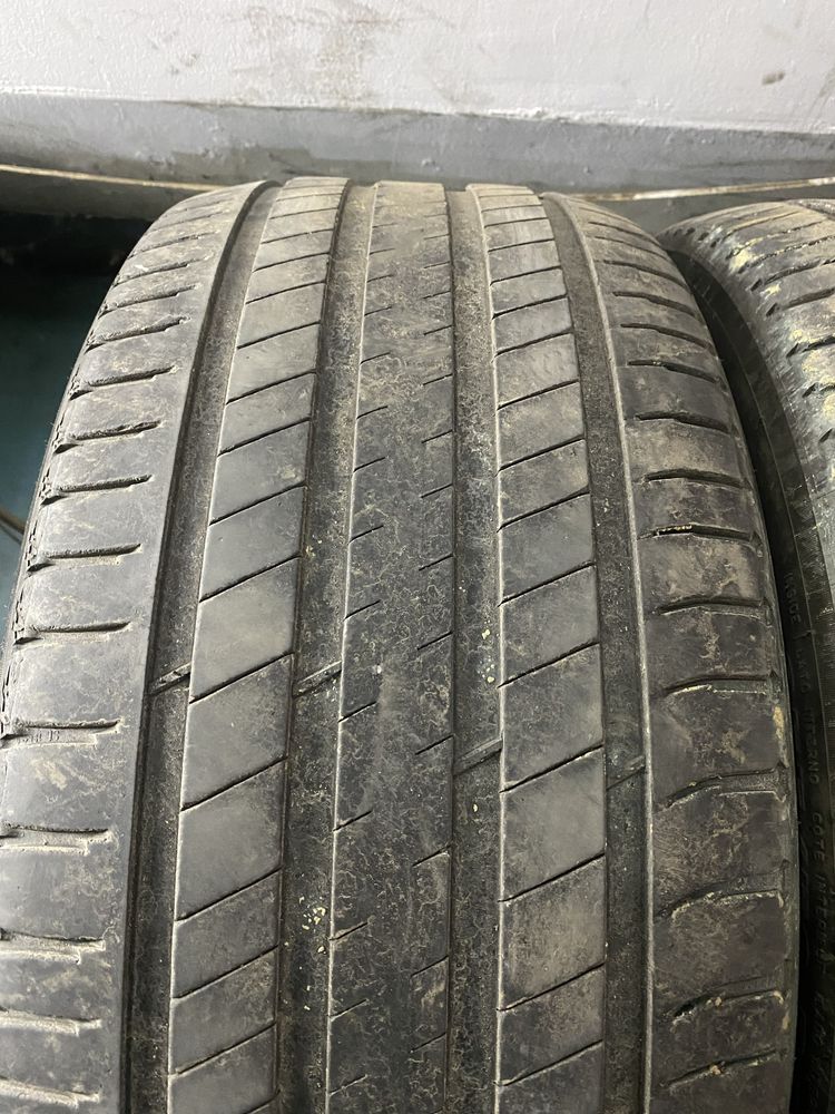 Літні шини Michelin 255/50/R19