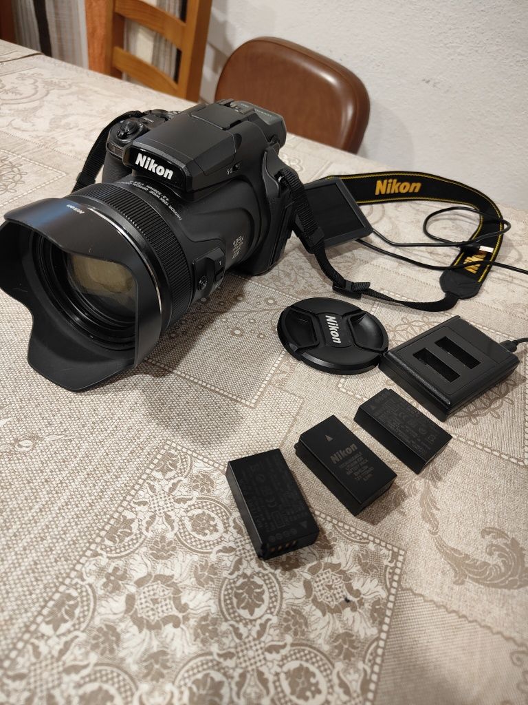 Nikon Coolpix P1000