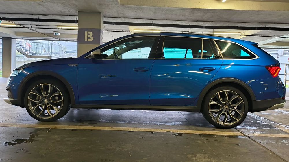Skoda Octavia Skoda Octavia Scout 4x4 DSG 45tys km.