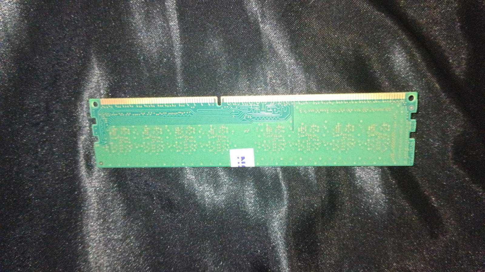 Оперативная память DDR3-1600 4096MB PC3-12800 2шт.