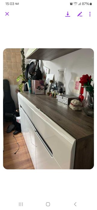 Komoda front biały boki w kolorze drzewa