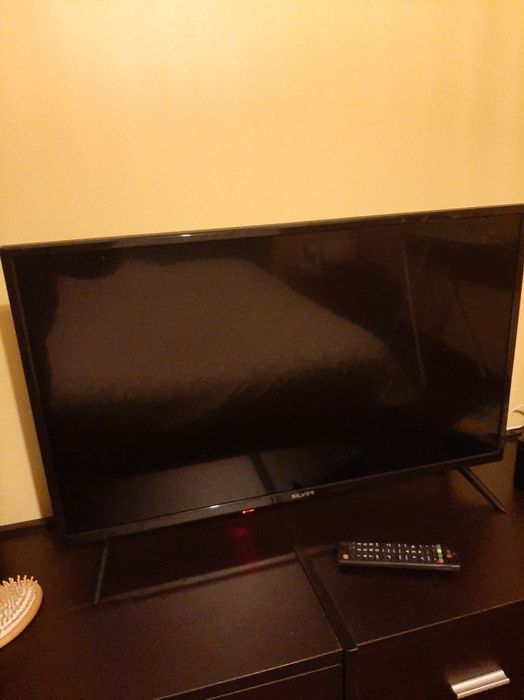 TV SILVER 32°  32T100520