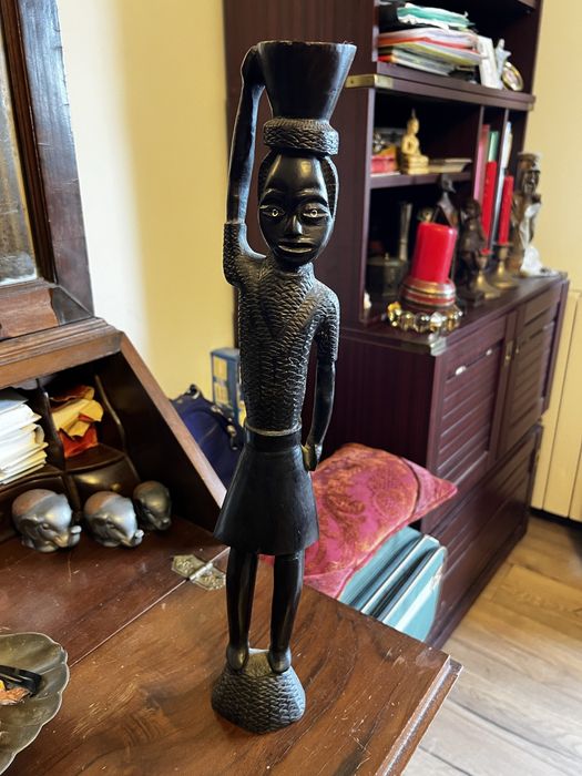 Estatua de pau preto Moçambique