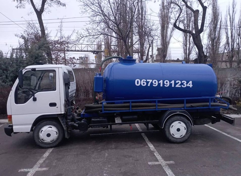 Ассенизатор 5 куб. Выкачка выгребных ям