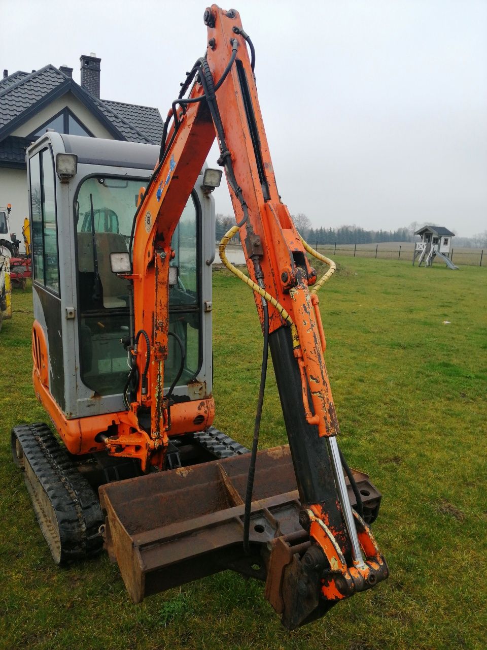 Minikoparka New Holland Kobelco E18c 2011r z teleskopem long ramie