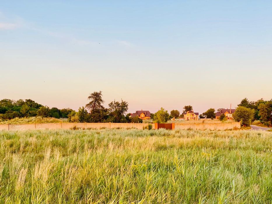 Продам участок в Обуховке рядом(100 метров )пляж