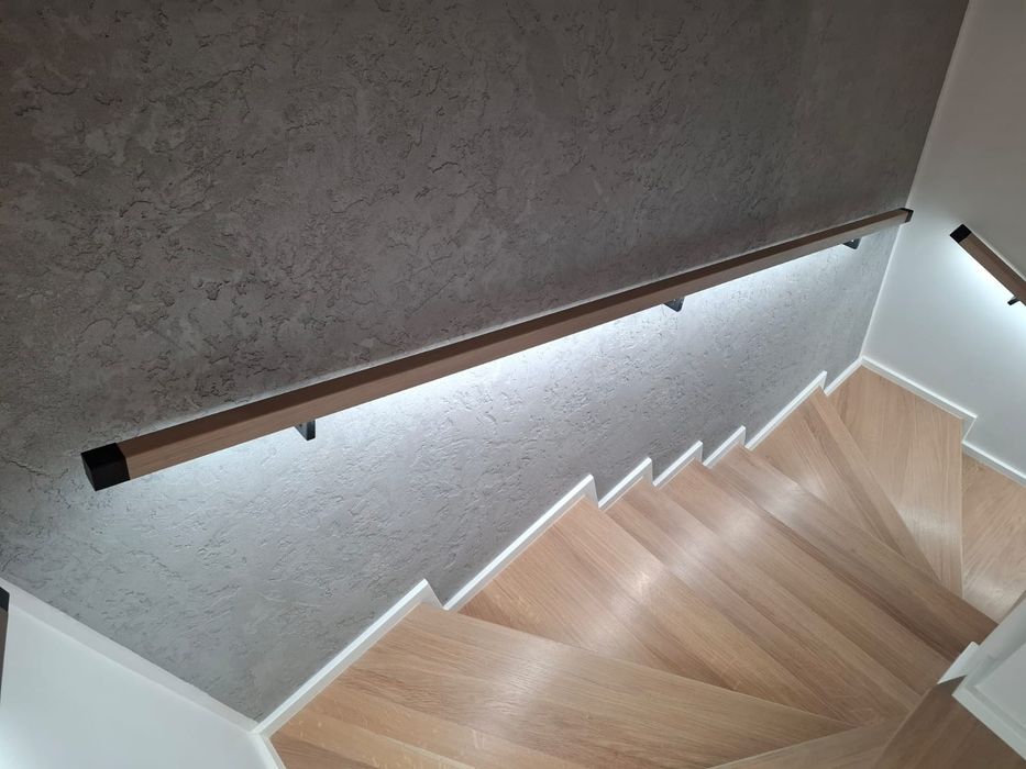 Schody  półkowe, stopnice półkowe Producent