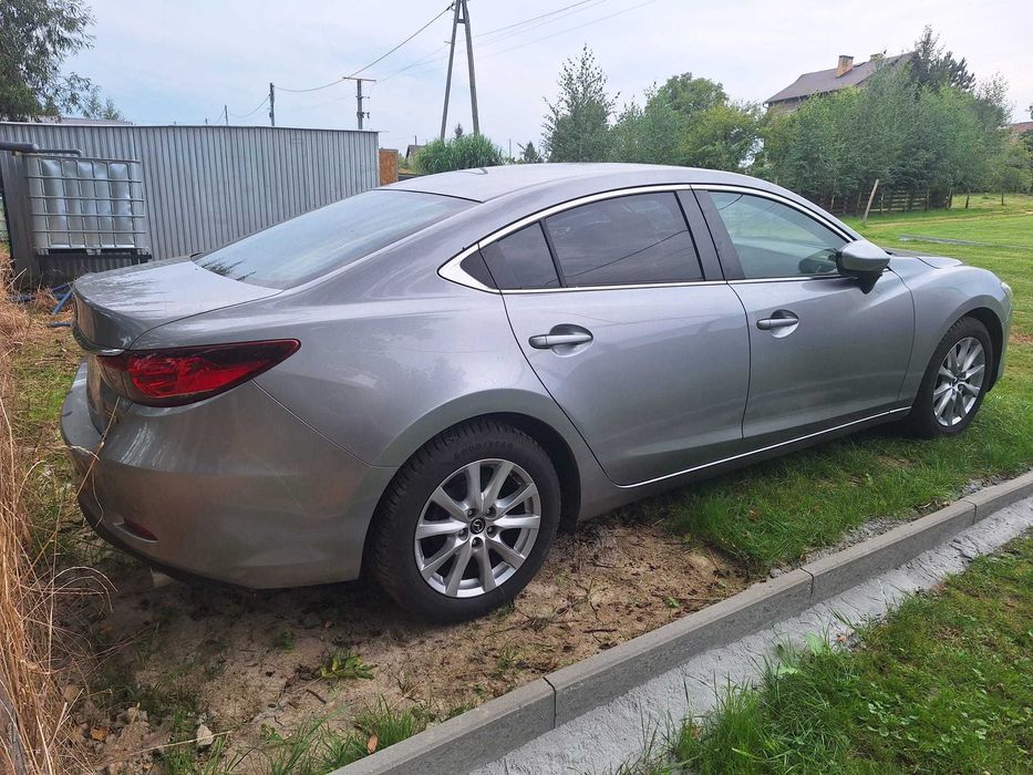 Mazda 6 ZAMIANA 2.2 diesel xenox nawigacjasedan bardzo maly przebieg