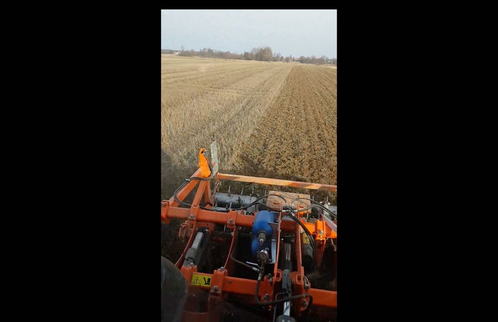 Pług dłutowy zabezp. hydrauliczne non-stop CARBON VECTOR 2.5 m węglik