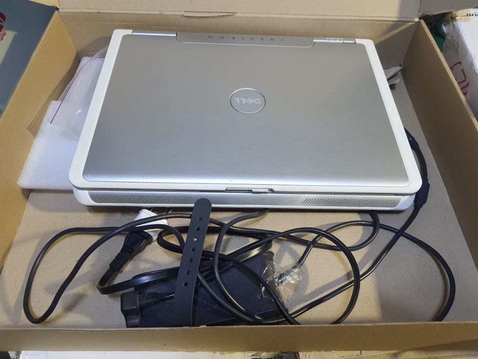 Ноутбук Dell 1501 на запчасти