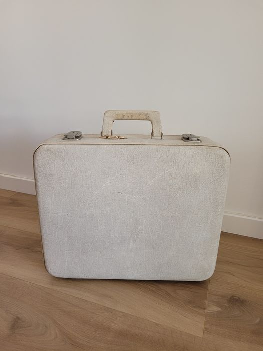 Mala vintage branca