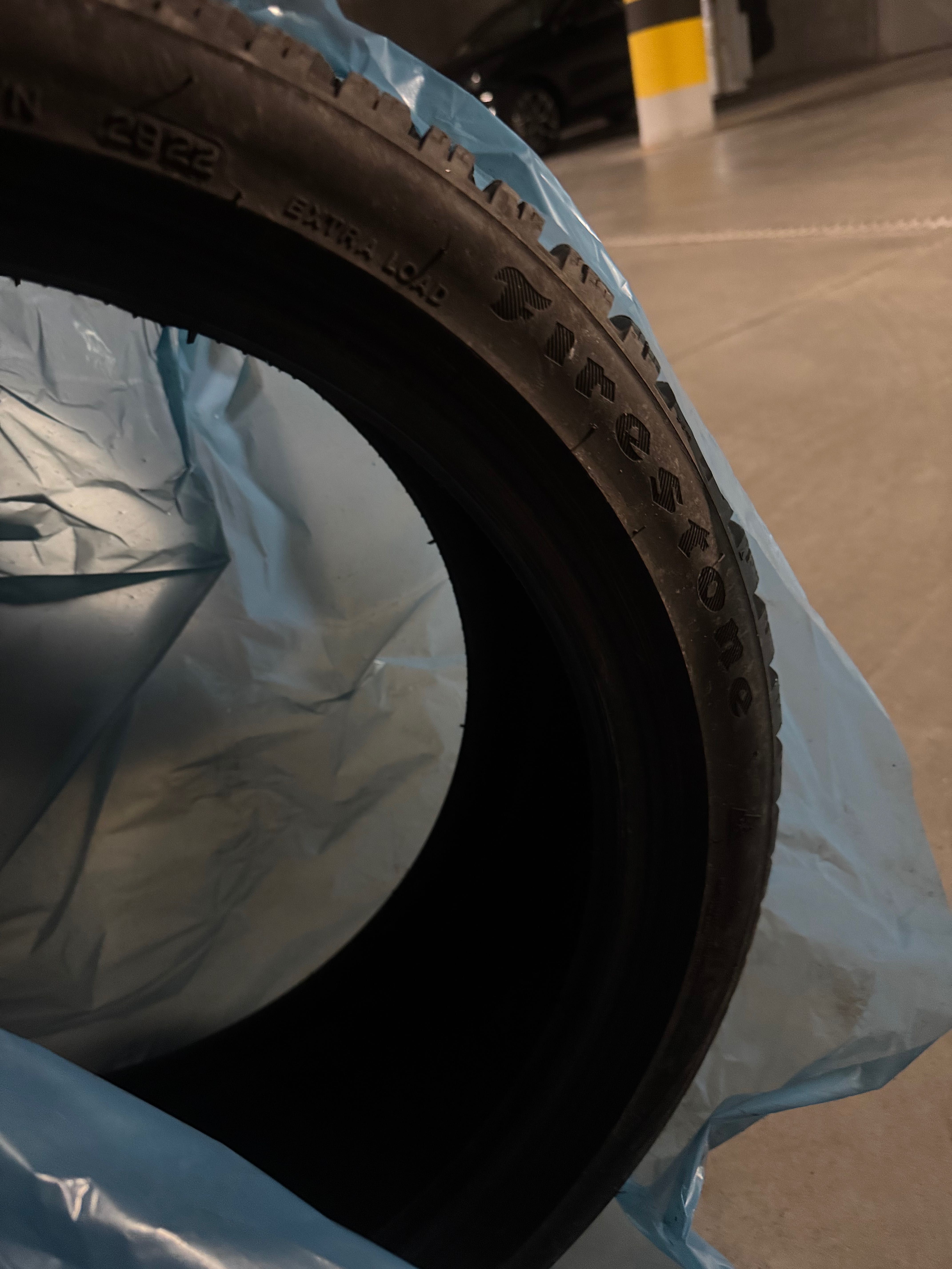 opony zimowe 225/40r18 firestone
